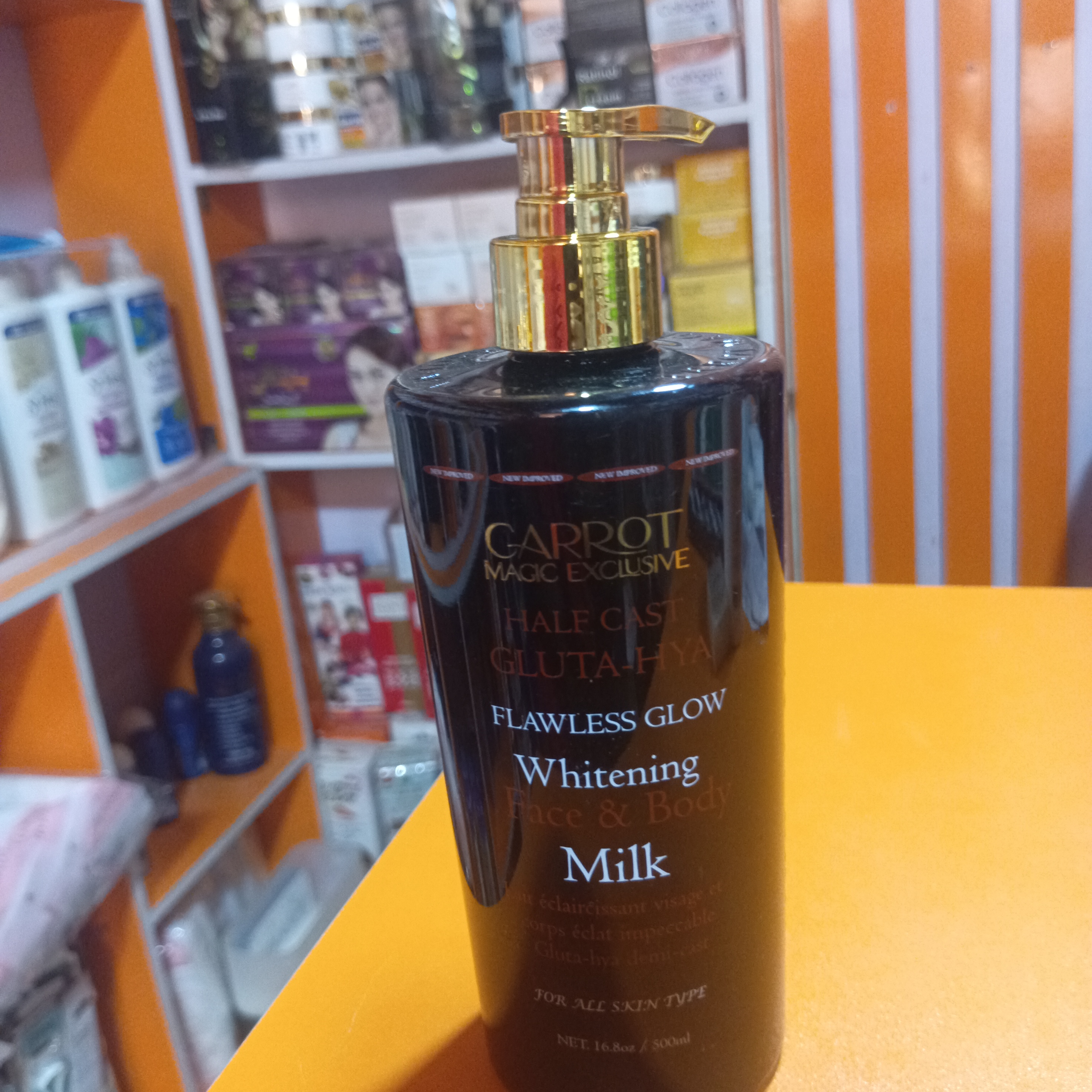 CARROT MAGIC EXCLUSIVE  LOTION(HALF CAST )