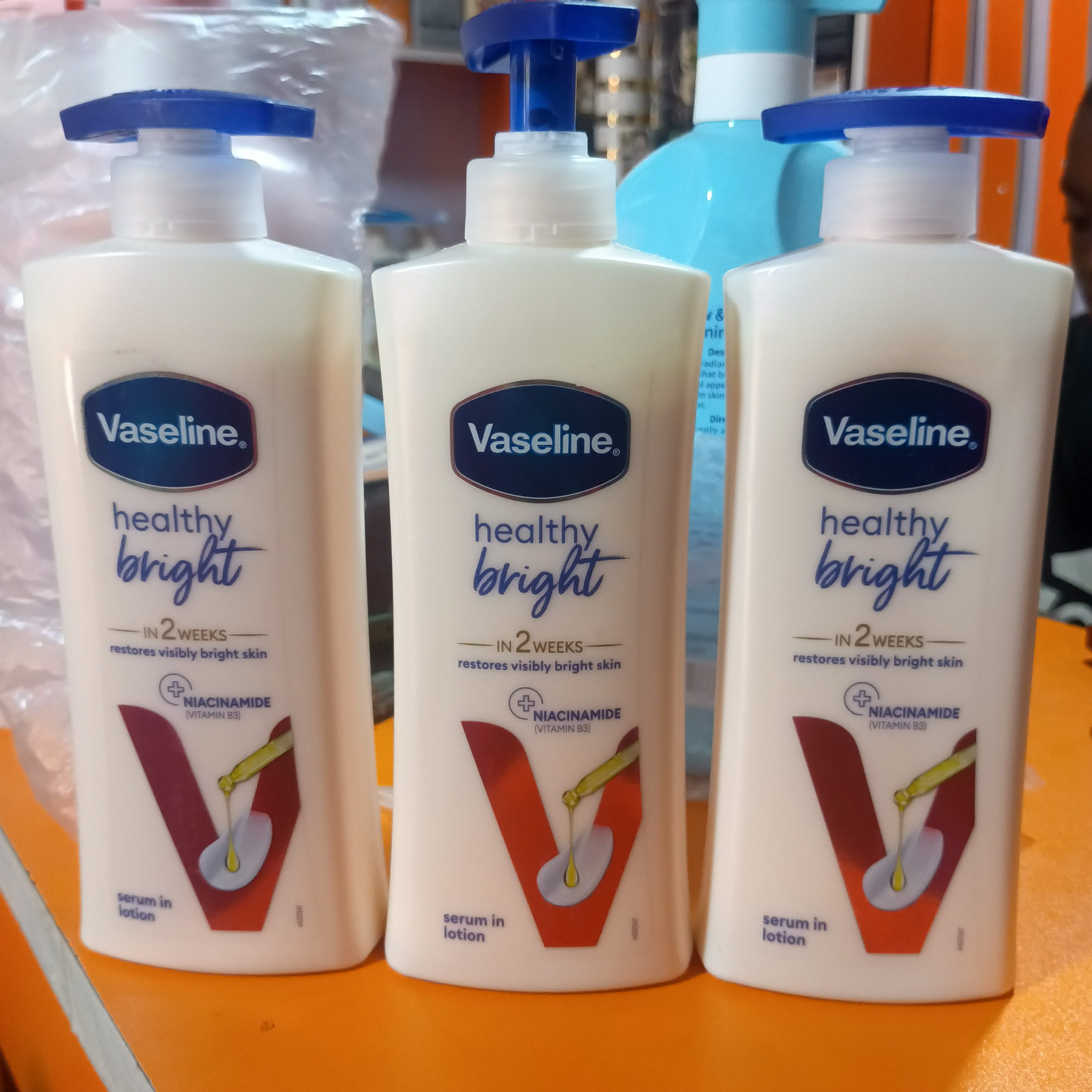 VASELINE HEALTHY BRIGHT LOTION