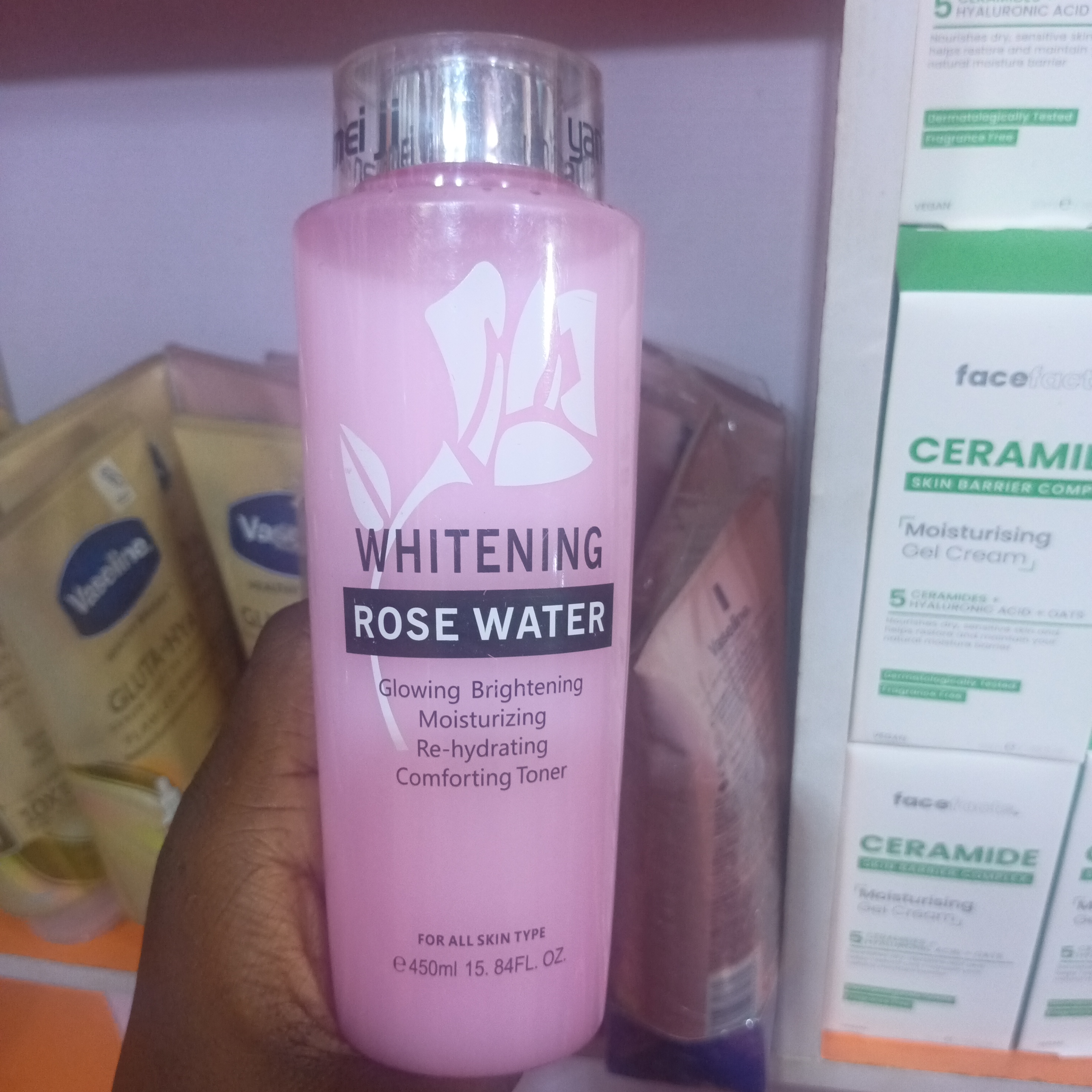 WHITENING ROSE WATER TONER